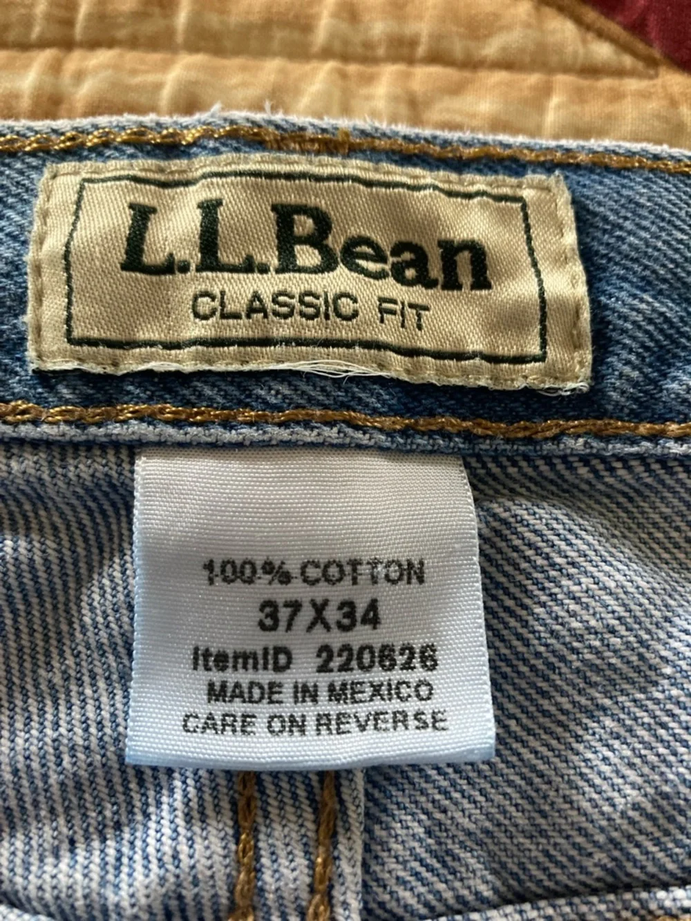 L.L. Bean 37x34 classic fit men’s jeans 100% cotton casual workwear